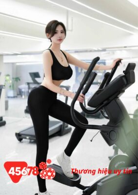 +228 hình hot girl sexy , hình gái việt mông to , hình bikini gái việt Chu Carol – Lần đầu tập Gym nên bé còn nhiều bỡ ngỡ